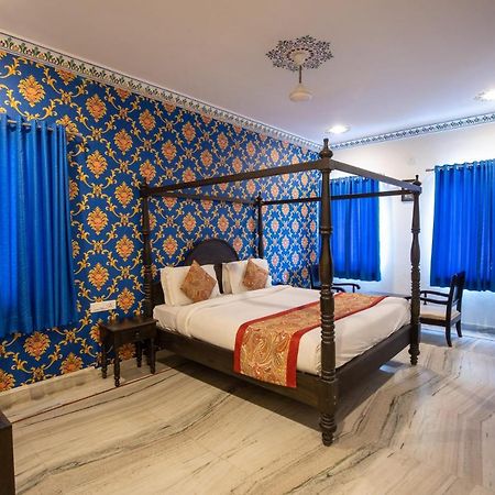 Hotel Royal Pratap Niwas Udaipur Kültér fotó