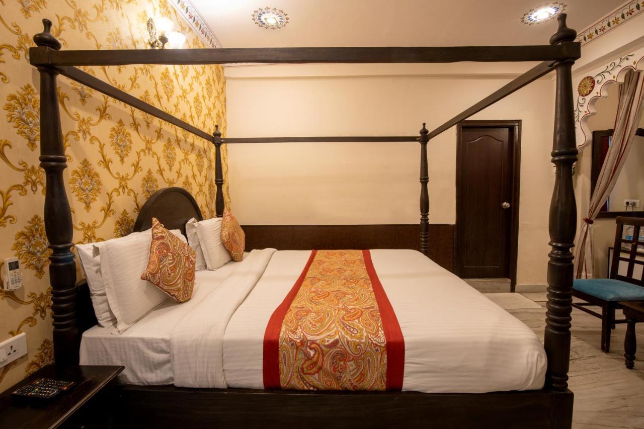 Hotel Royal Pratap Niwas Udaipur Kültér fotó