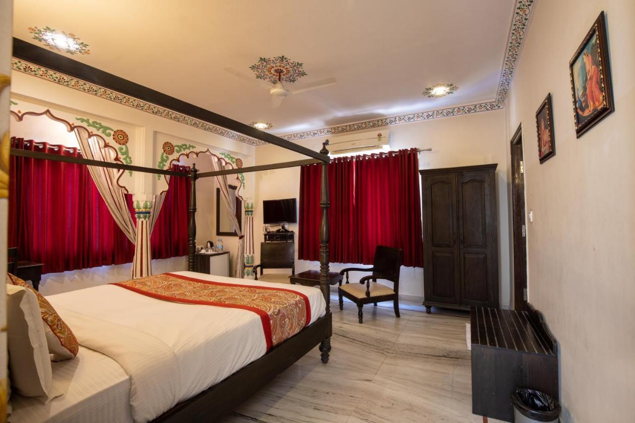 Hotel Royal Pratap Niwas Udaipur Kültér fotó