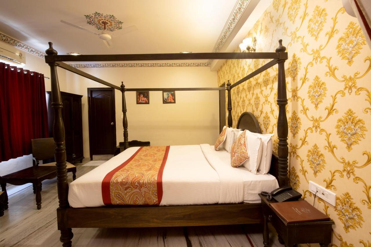 Hotel Royal Pratap Niwas Udaipur Kültér fotó