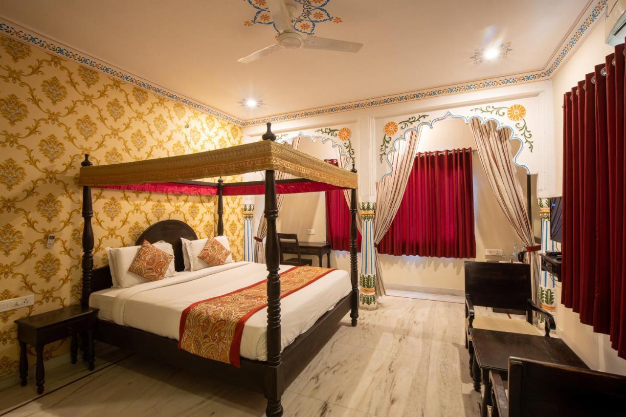 Hotel Royal Pratap Niwas Udaipur Kültér fotó
