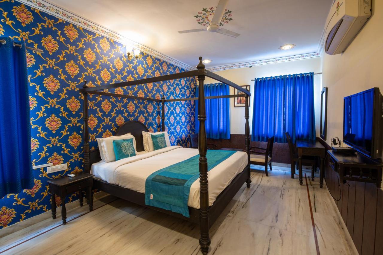 Hotel Royal Pratap Niwas Udaipur Kültér fotó