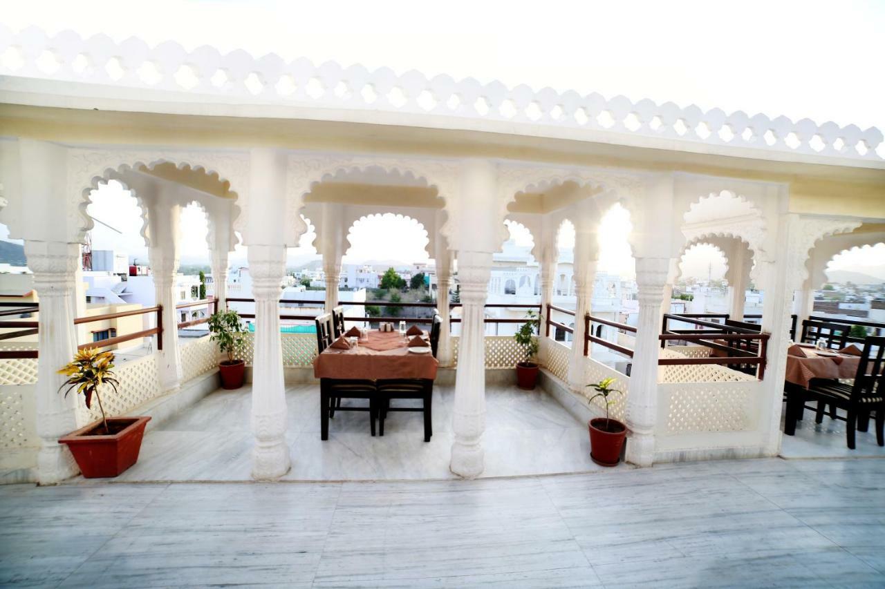 Hotel Royal Pratap Niwas Udaipur Kültér fotó