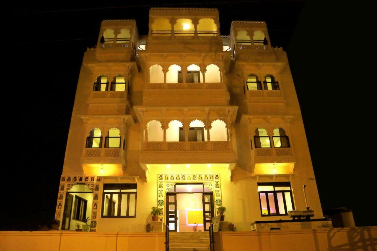 Hotel Royal Pratap Niwas Udaipur Kültér fotó