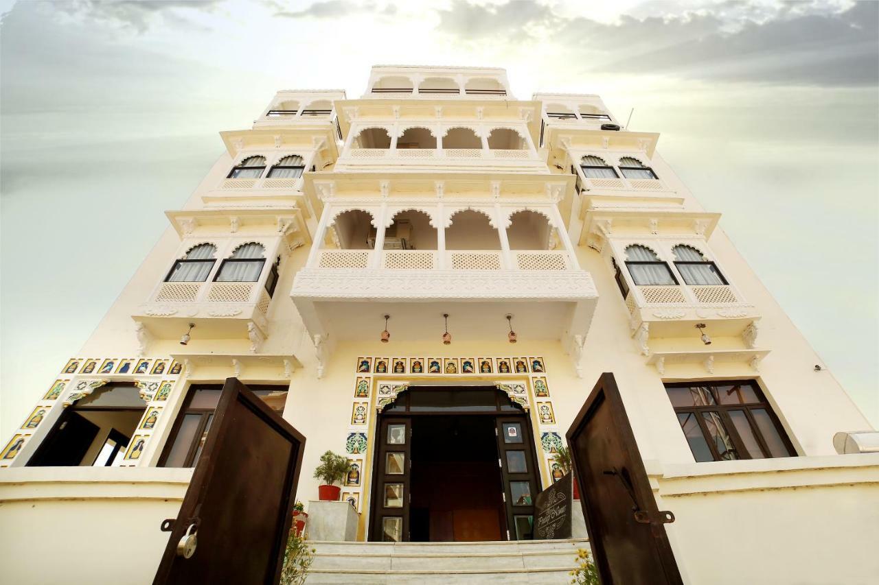 Hotel Royal Pratap Niwas Udaipur Kültér fotó