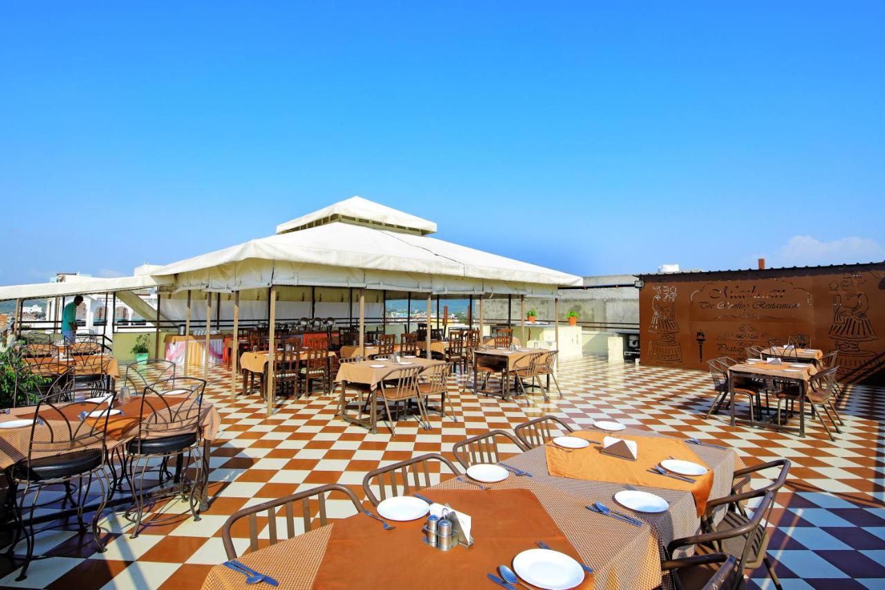 Hotel Royal Pratap Niwas Udaipur Kültér fotó